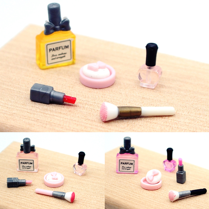 Beauty Makeup Kit - 1 Set 1:12 Dollhouse Miniature Cosmetic