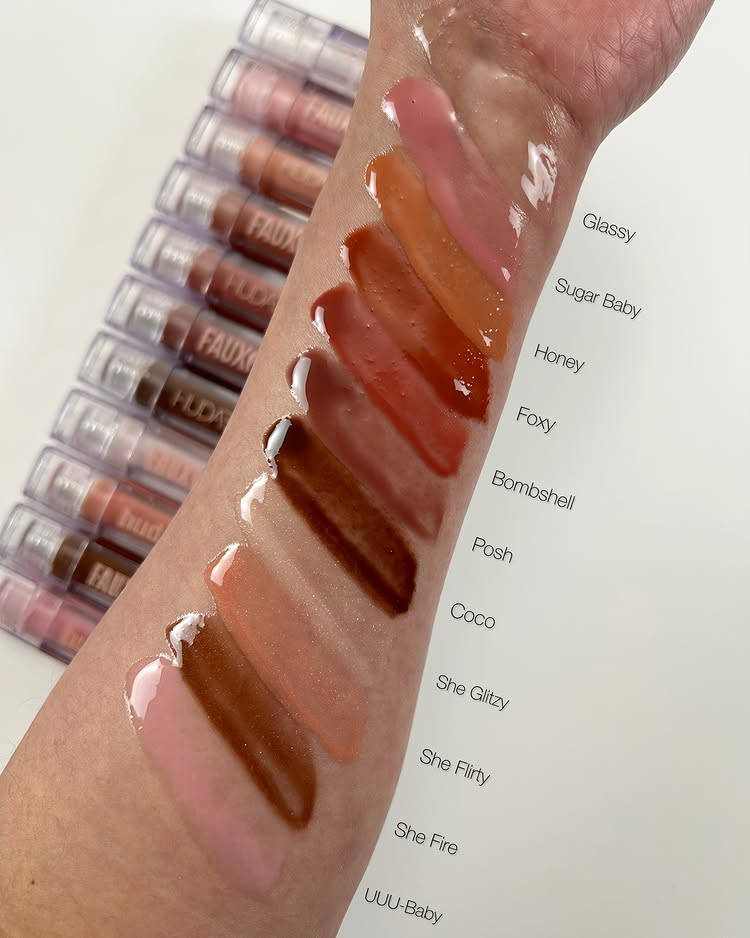 Hot Rare Lip Gloss Multicolor  - Beauty Huda Makeup 评论和价格
